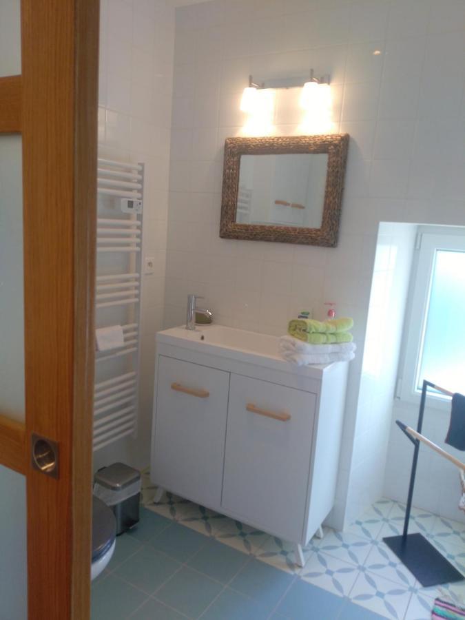 La Petite Maison Dans La Prairie Scillé Екстериор снимка