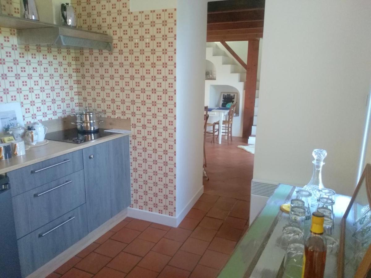 La Petite Maison Dans La Prairie Scillé Екстериор снимка